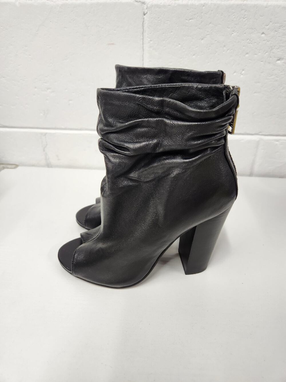 Kristin Cavallari Chinese Laundry Women's Liam Leather Block Heel Booties, Sz 6